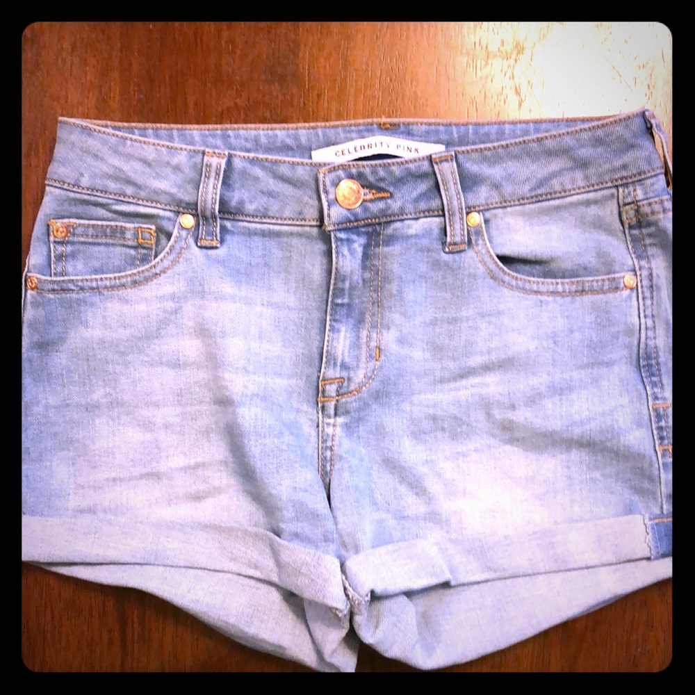 “Celebrity Pink” Jean Denim Shorts...NEW LISTING!!